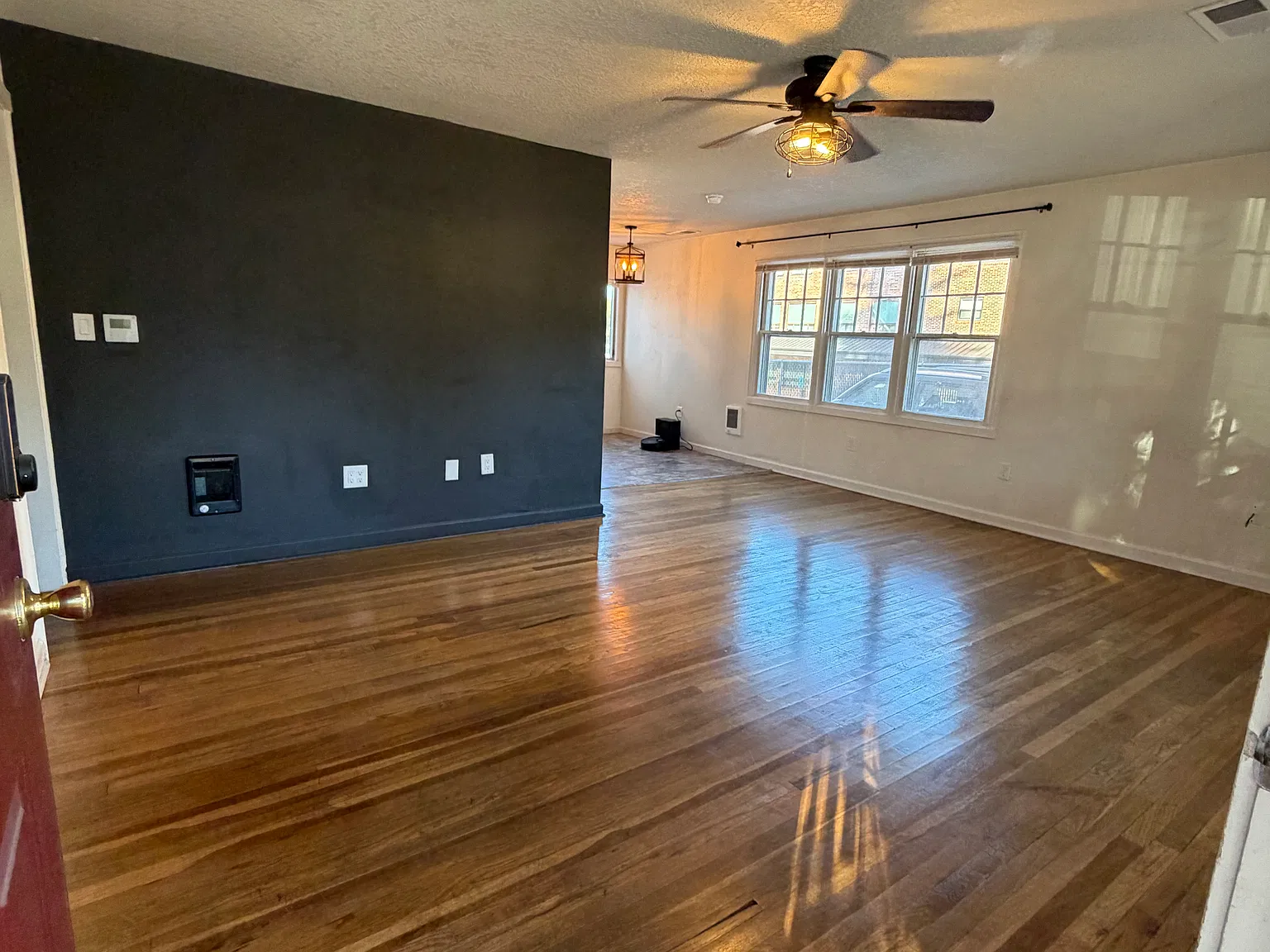 3 bed, 1792 sqft, $2,695 — Photo 3