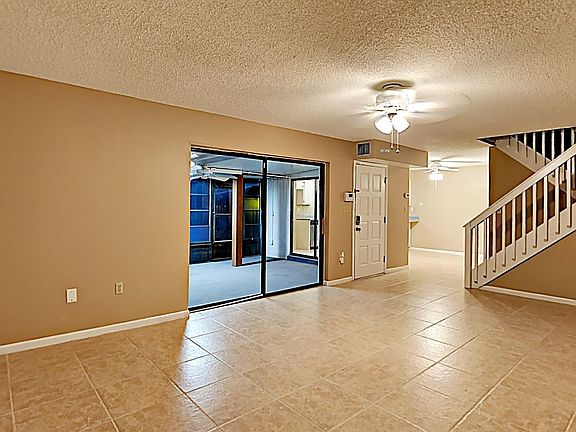 4th image of 1844 S Park Ave