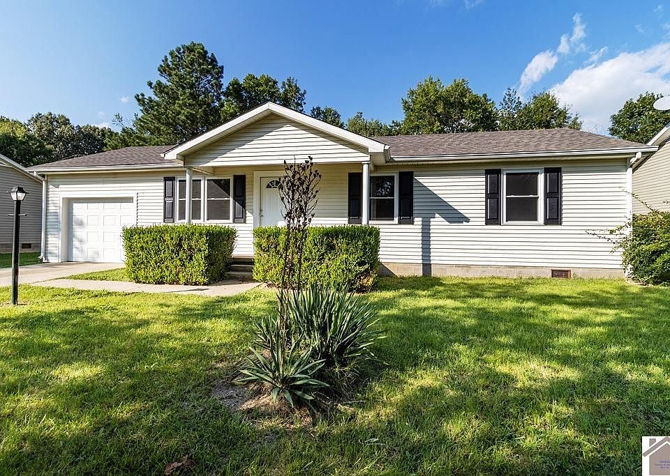 1st image of 7455 Nathan Dr