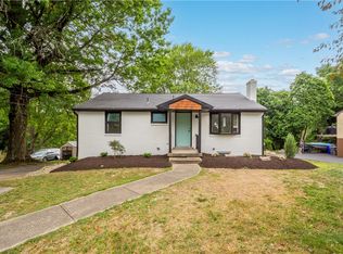 4137 Grandview Dr, Gibsonia, PA 15044