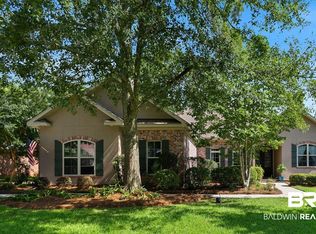 519 Cromwell Ave, Fairhope, AL 36532
