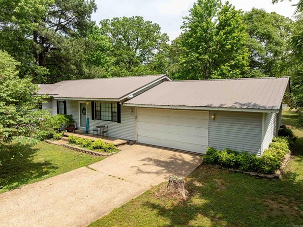 495 Hulsey St, Desha, AR 72527