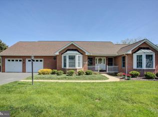 6388 Quail Cir, Fayetteville, PA 17222
