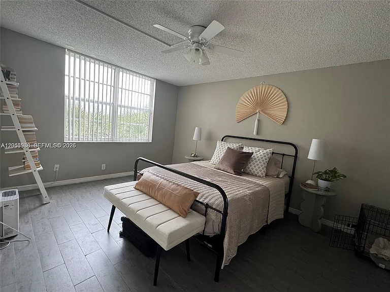 9450 Poinciana Pl #405 — Photo 7