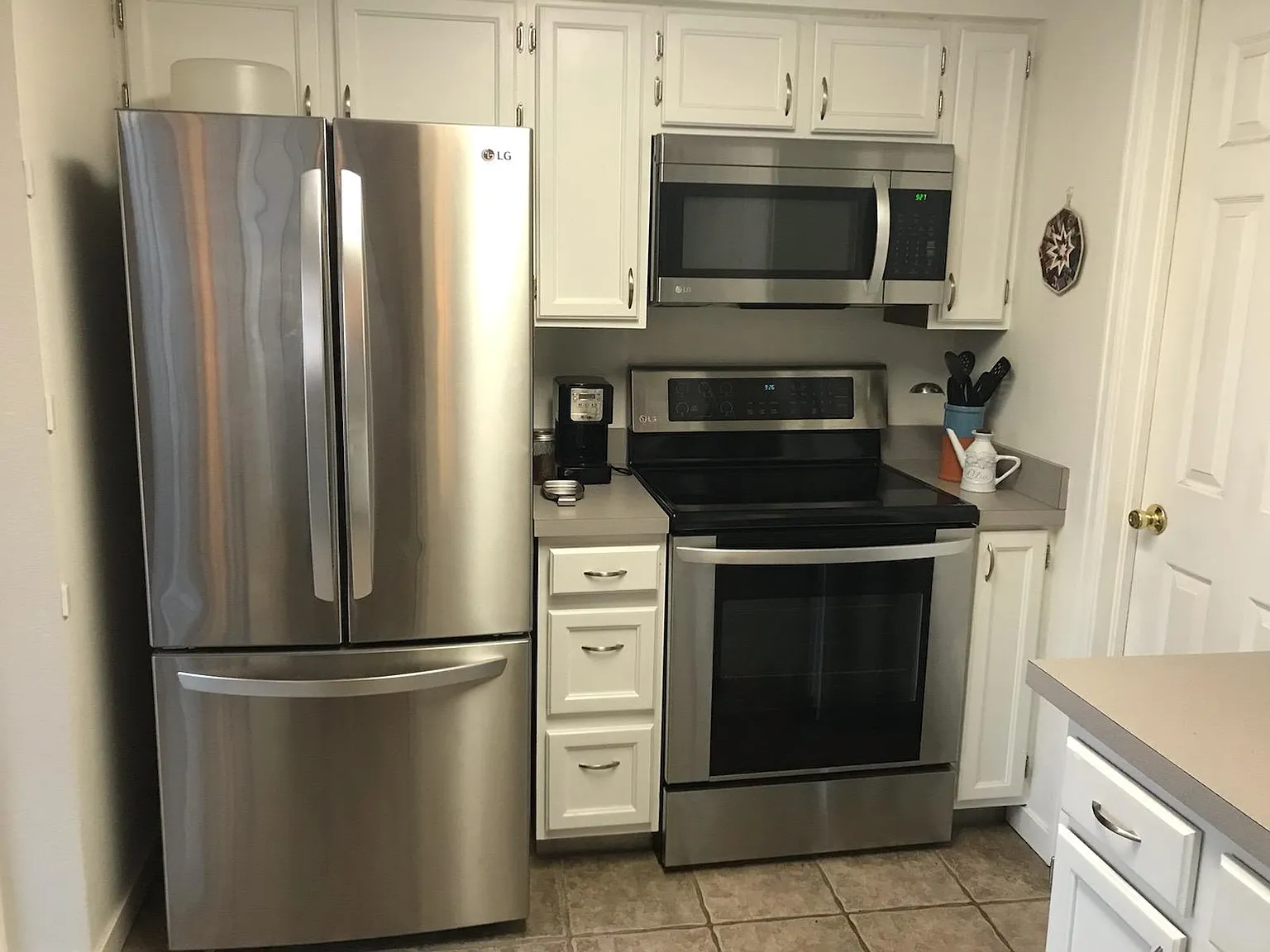 1 bed, 651 sqft, $1,800 — Photo 2