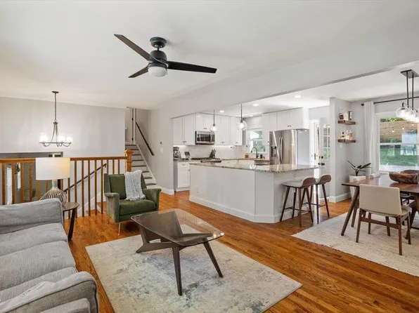 5408 Farley Dr, Raleigh, NC 27609