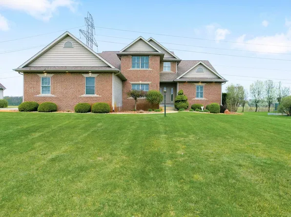 10173 Halcyon Ct, Granger, IN 46530