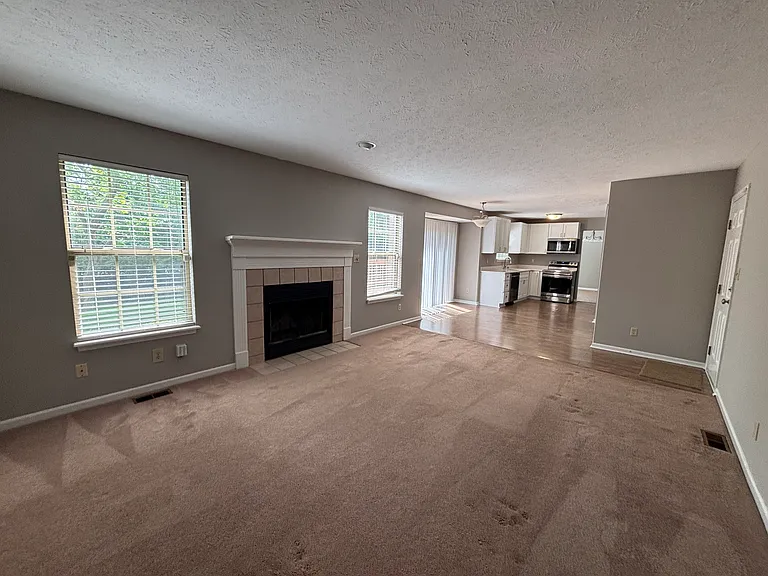 1129 Aqueduct Way — Photo 27