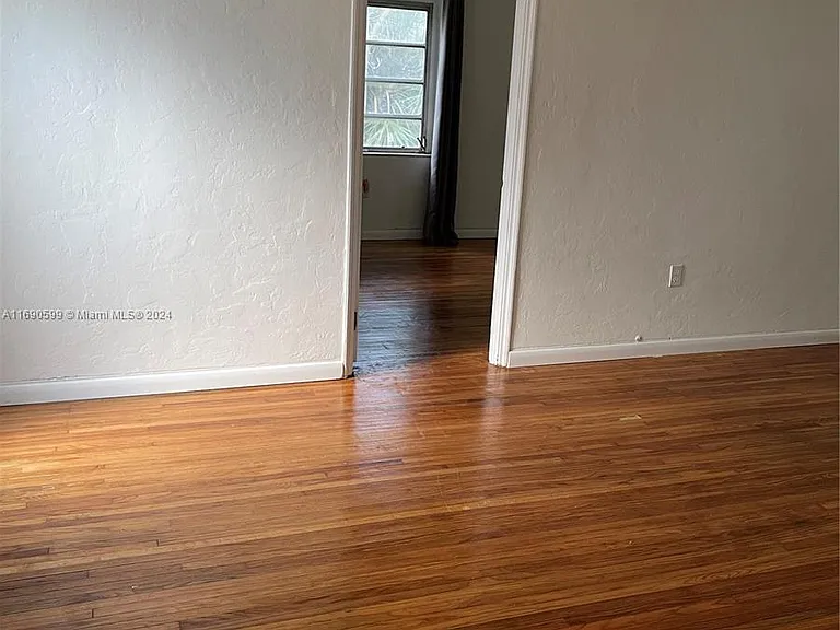 1010 S Douglas Rd #3 — Photo 7