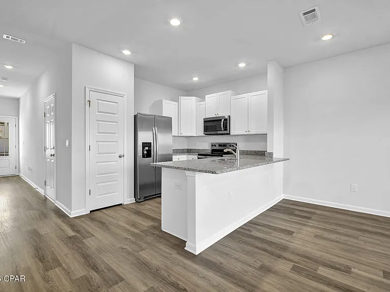 1707 Jakes Dr — Photo 9