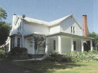 9873 Kirtland Rd, Chardon, OH 44024