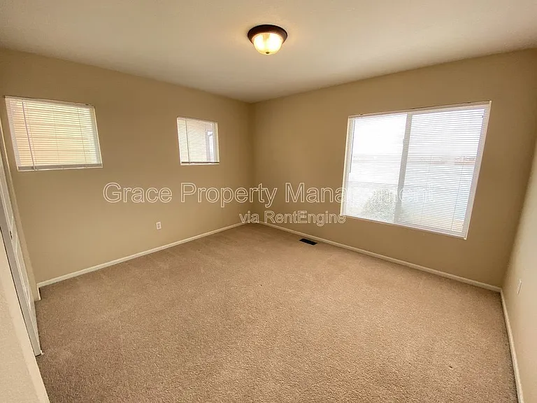 10289 E 113th Ave — Photo 16
