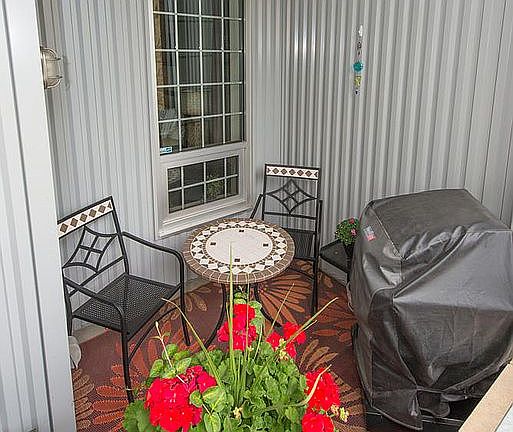 5th image of 521 2nd St SE APT 112