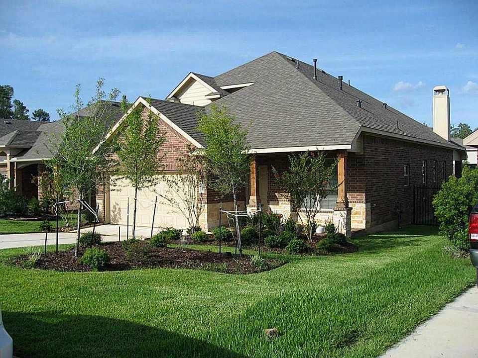 1st image of 70 Black Swan Pl