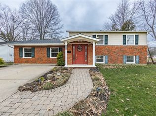 3768 N Santom Rd, Stow, OH 44224