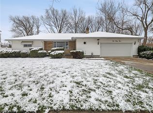 533 Hartford Dr, Elyria, OH 44035
