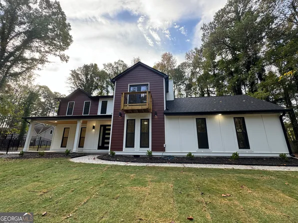 175 White Oak Way, Fayetteville, GA 30214
