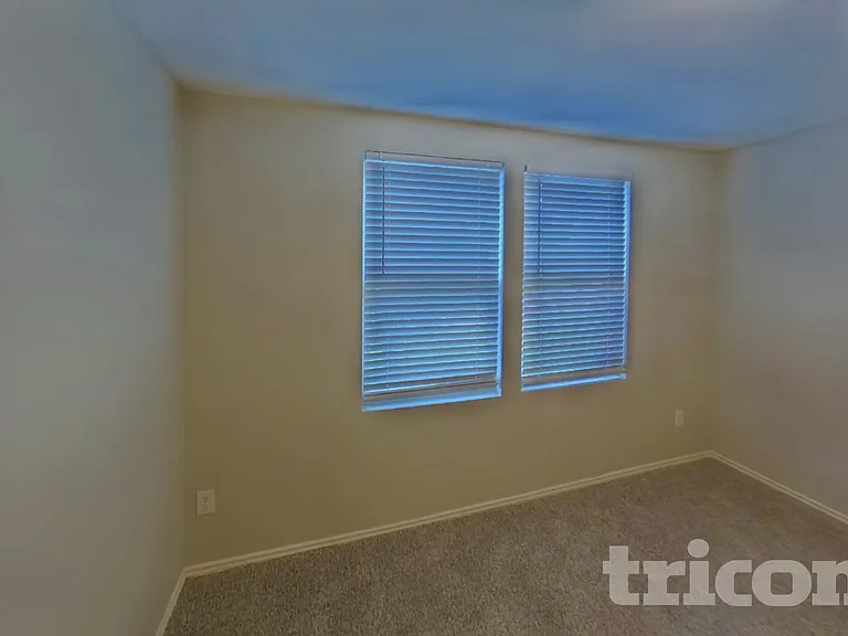 2749 Ingram Cir — Photo 12