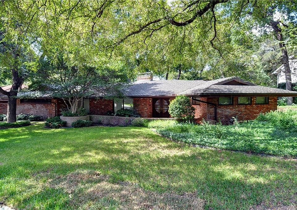 1st image of 3732 Lynncrest Dr