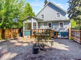 238 Gilbert Ave, Glendale, OR 97442