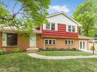 928 Caniff Pl, Columbus, OH 43221