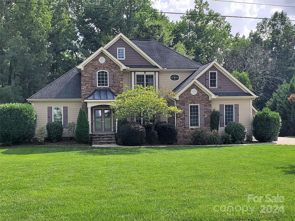 1st image of 5915 Windy Knoll Ln