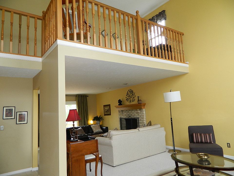1st image of 2298 Sandalwood Dr