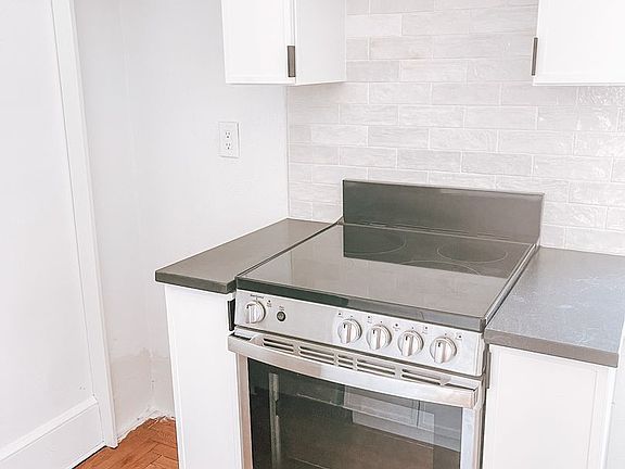 5th image of 644-646 Orange St #3C