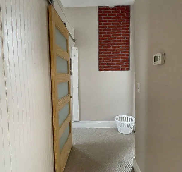 136 N 6th St #7 — Photo 13