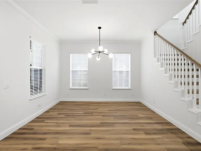 912 Waterside Dr — Photo 24
