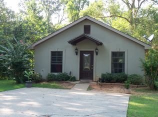 89 Golf Course Rd, Hattiesburg, MS 39402