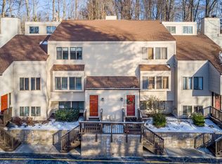 11 Bristol Path #11, Brookfield, CT 06804