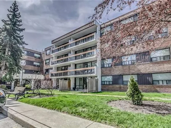 20 Sunrise Ave #308, Toronto, ON M4A 2R2