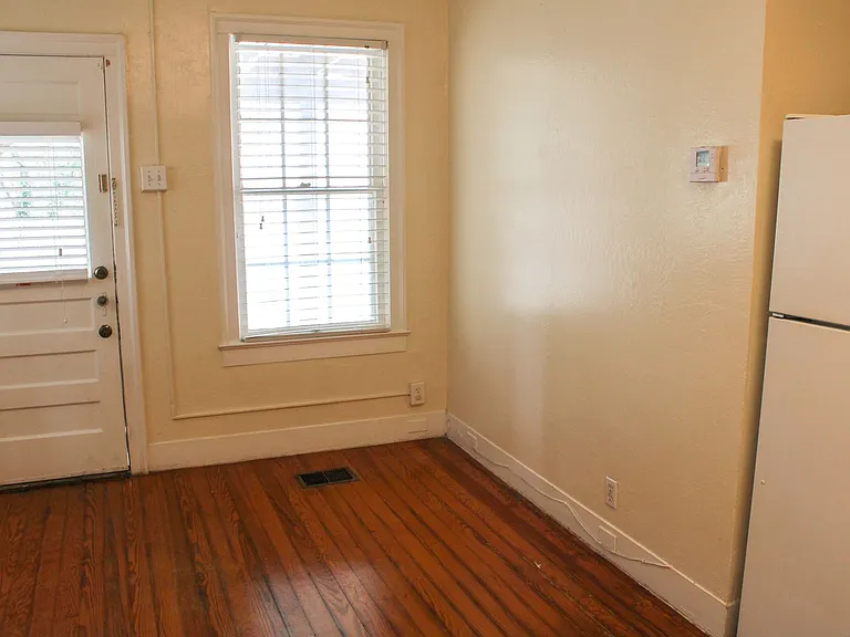 311 E Rosewood Ave #102 — Photo 15