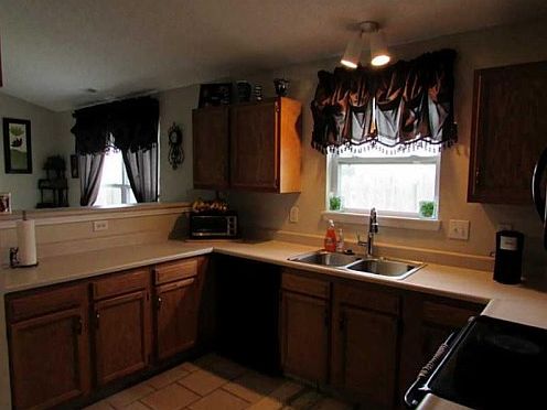 5th image of 8112 Whistlewood Dr
