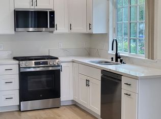 22218 Welby Way #Adu, Canoga Park, CA 91303