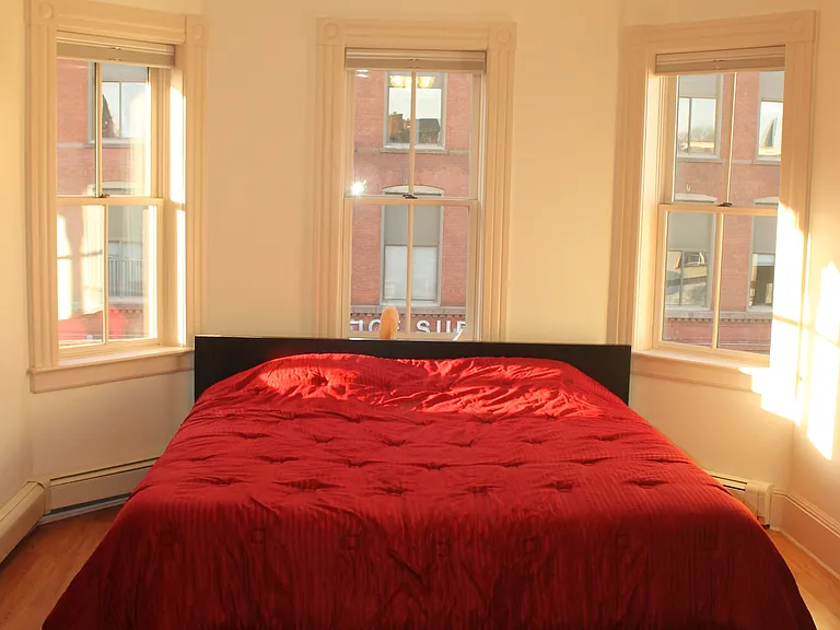 387 Capitol Ave #2 — Photo 7