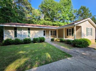 901 Pyne Rd, Lagrange, GA 30240