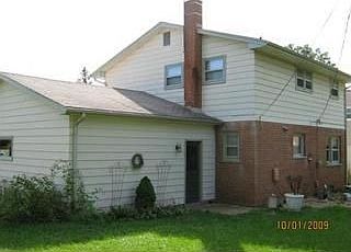 1st image of 1415 Kuehnle Ave