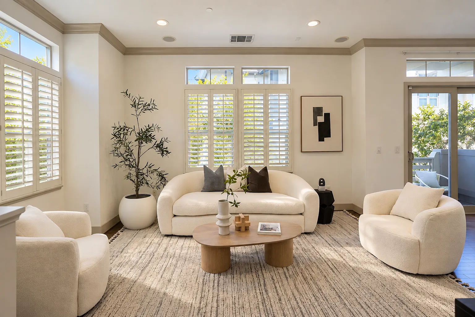 2823 Olivares Ln — Photo 4