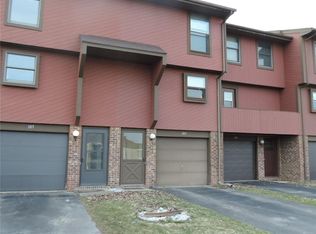 105 Willingate Rd, Fairport, NY 14450