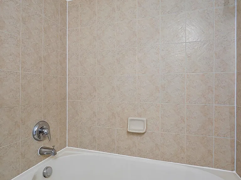 7720 Spoleto Ln — Photo 51
