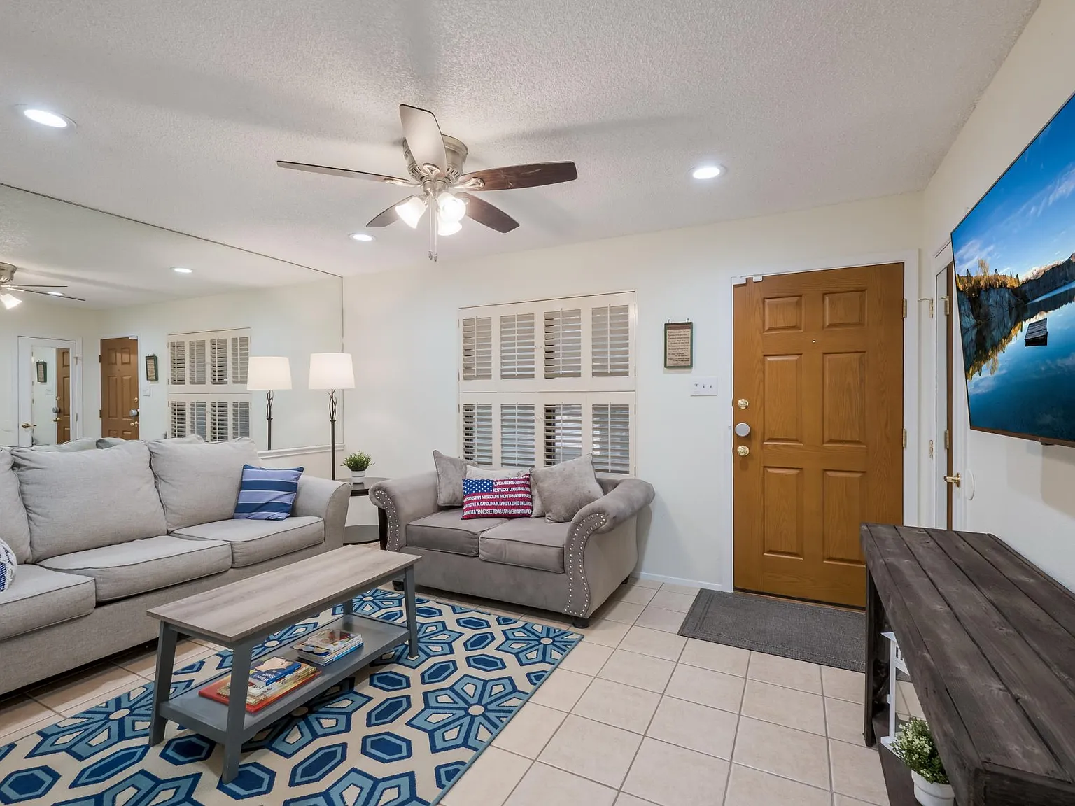 3 bed, $2,190 — Photo 3