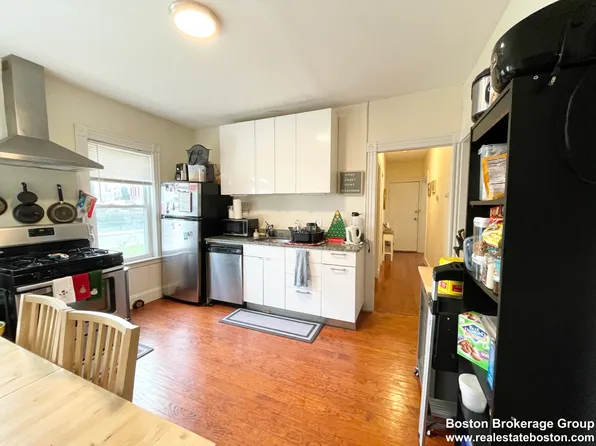 19 Eastman St #1, Boston, MA 02125