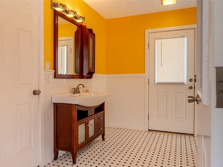 416 Sunset Dr — Photo 32