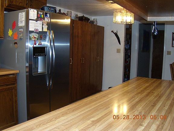 5th image of 902 W Cheyenne Dr