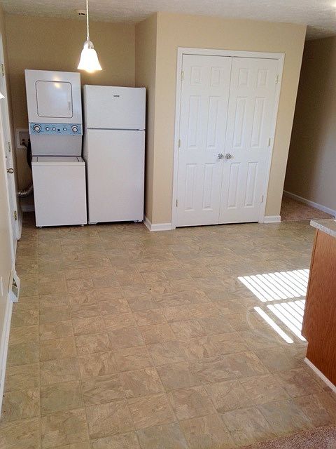 Washer/Dryer Included