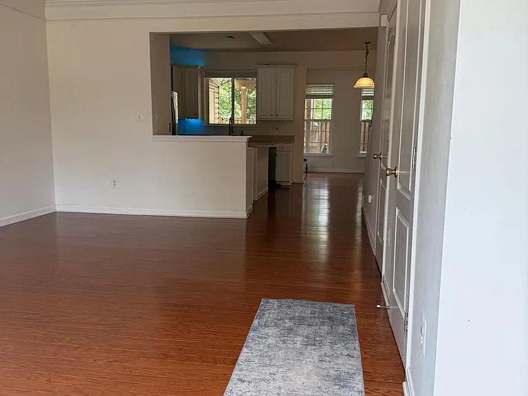 13129 Park Crescent Cir — Photo 4