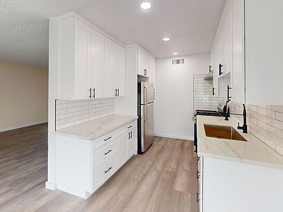 2nd image of 621 S Osage Ave APT 6