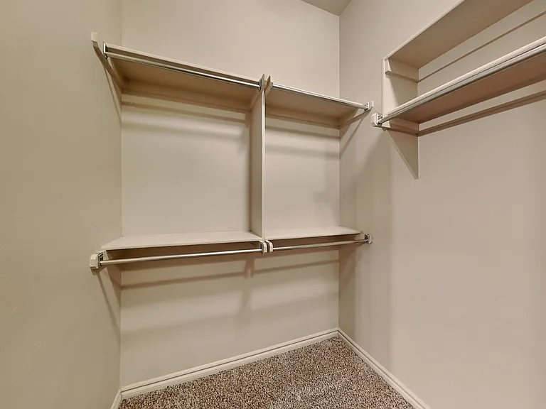 725 Dusty Trl — Photo 15